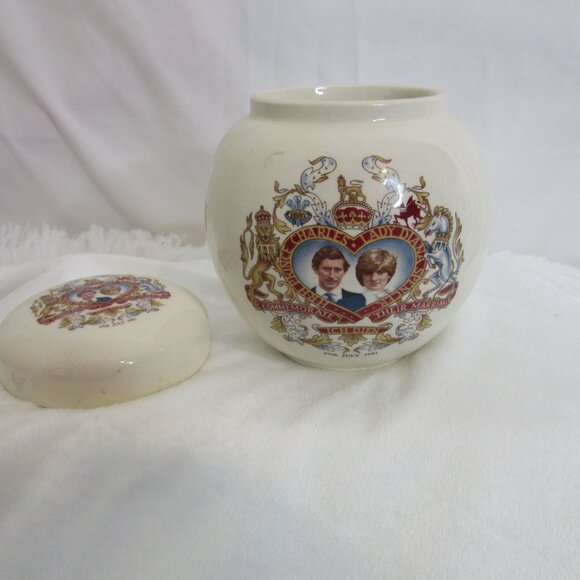 Sadler England Tea Caddy Charles and Diana Royal Wedding Ceramic 1981 Jar Lid - Picture 6 of 8
